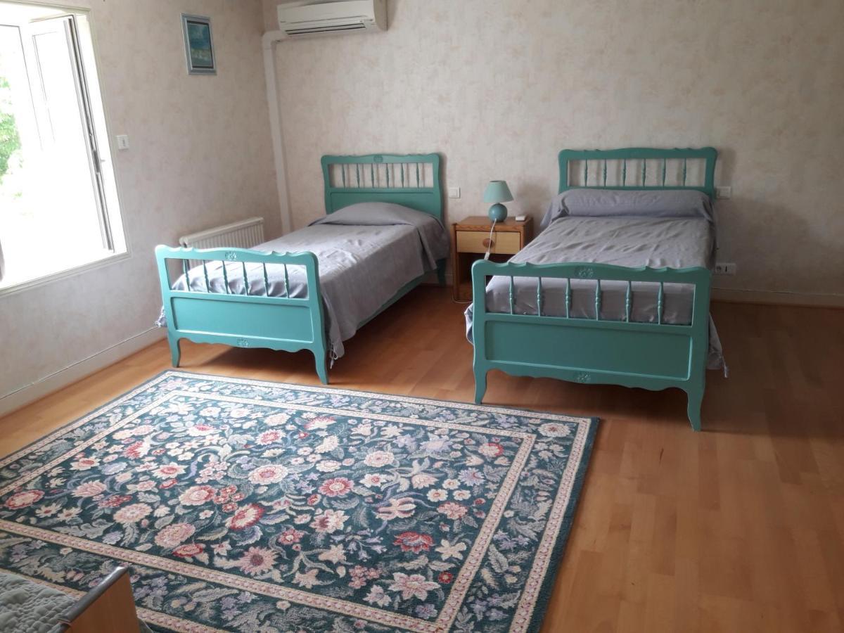 Le Logis De Lange Apt Les Aigrettes Saint-Hilaire-la-Palud Eksteriør billede
